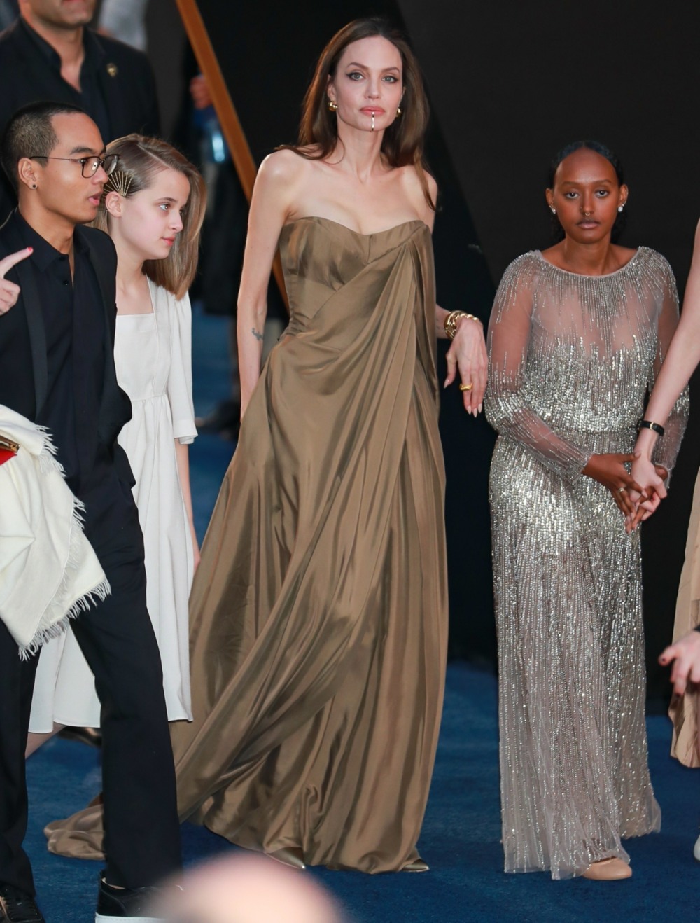 Angelina Jolie attends the "Externals" movie premiere with her kids